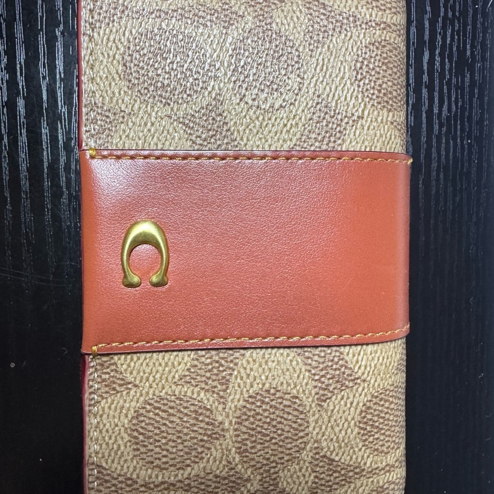 Coach Essential Card Case in Signature Canvas